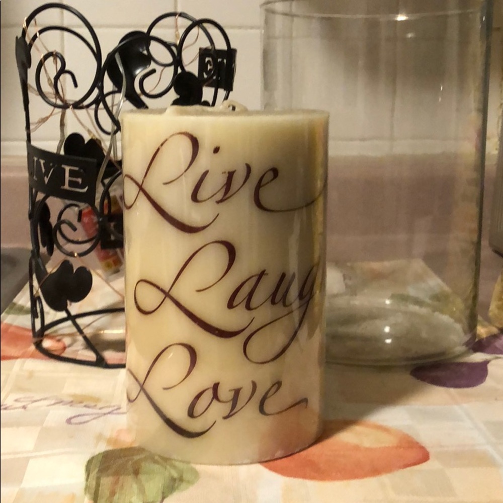 Accent candle & Vase sold separately or together
